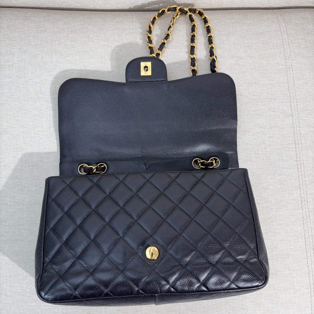 SOLD - CHANEL Black Caviar Classic Single Flap Jumbo GHW - Picture 11 of 16